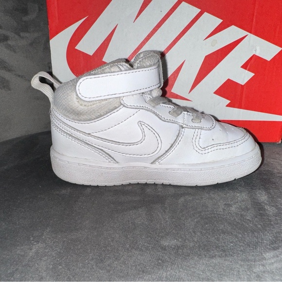 GUC | Nike Court Burough | Toddler size 8C - Picture 7 of 15